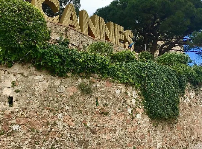 T2 Proximite Mipim Daire Cannes